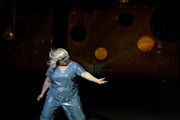 Tickets für Der Sturz der Kometen und der Kosmonauten am 14.10.2023 - Karten kaufen